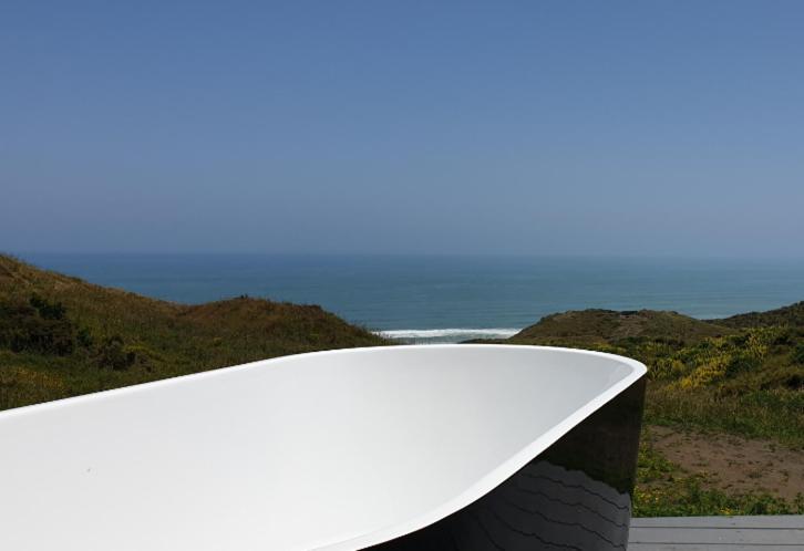 Seaview Retreat -Amazing Ocean Views And Outdoor Bath Waiuku Exterior foto